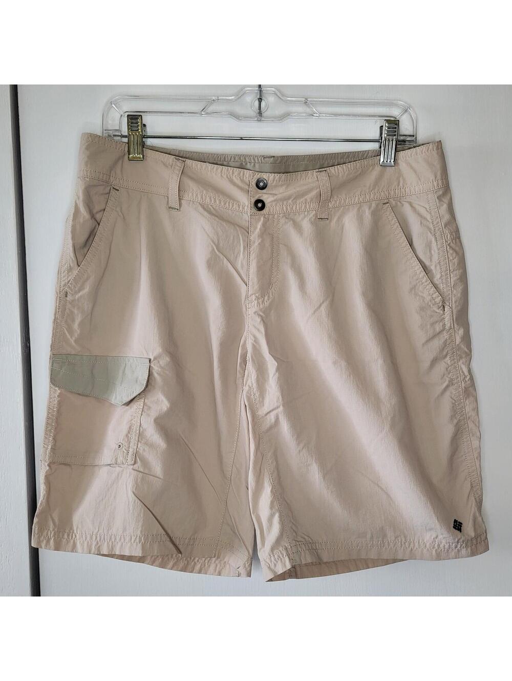 Columbia Omni-Shade beige hiking cargo shorts women's 8 zipper 2 snap closure
